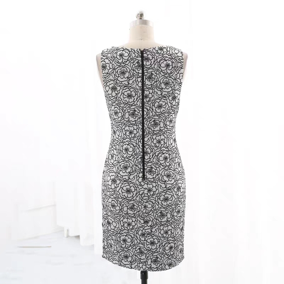 Alice + Olivia Monochrome Floral Mini Dress - Picture 5 of 6